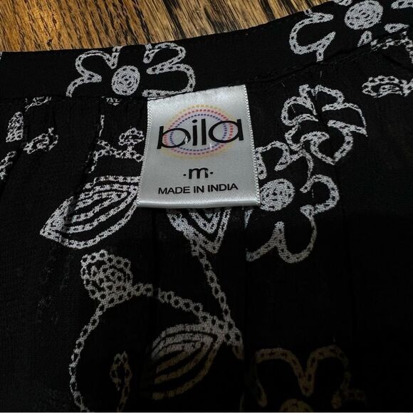 Bila Sheer Peasant Blouse Black Floral Beads & Sequins size M - Picture 6 of 8